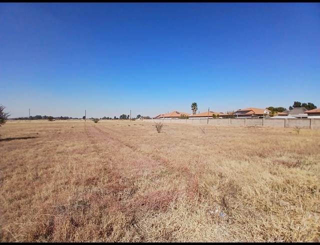 15,154M² VACANT LAND FOR SALE IN RIVERSDALE